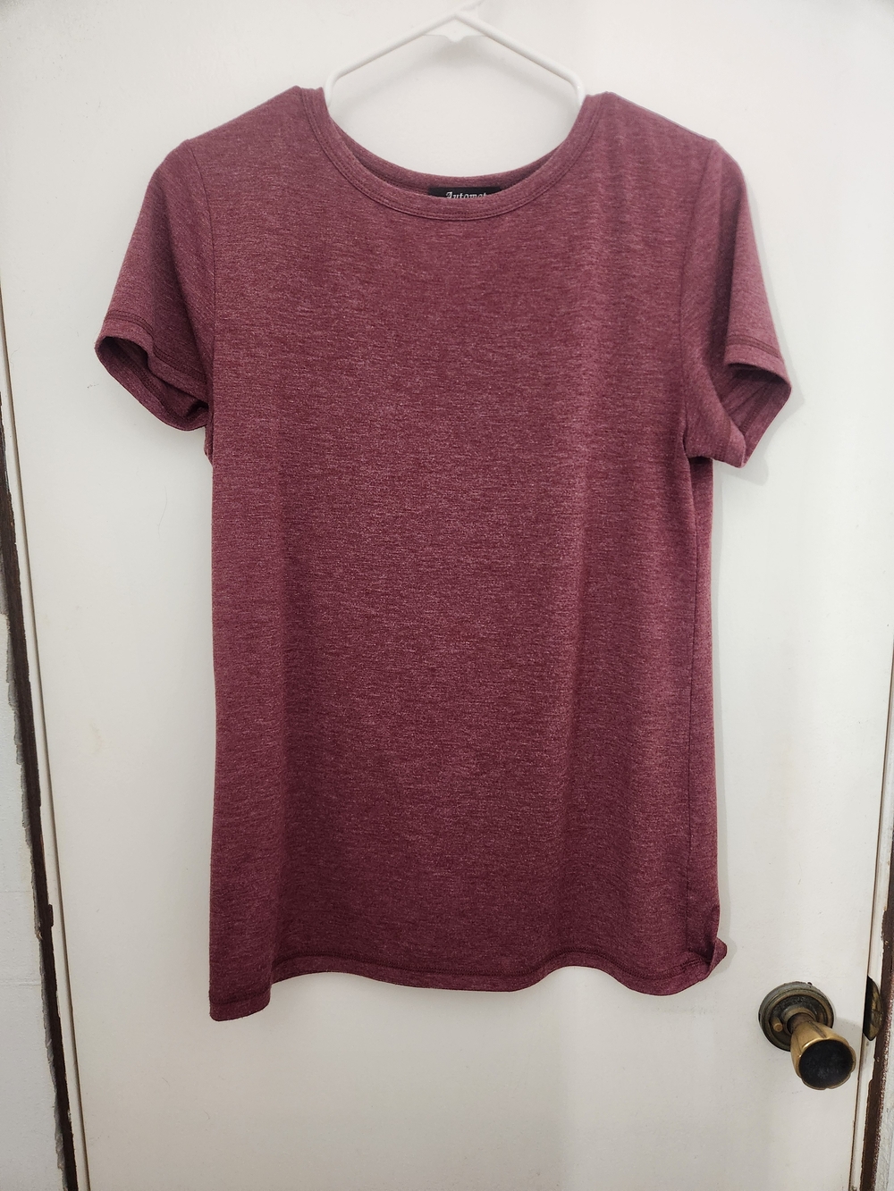 Women’s Crew Neck Tee in Heather Burgundy - Casual Short Sleeve